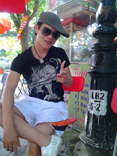 Nguyễn Hữu Chính làm mc, ca sĩ nghiệp dư