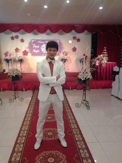 Chính trong một lần làm MC đám cưới