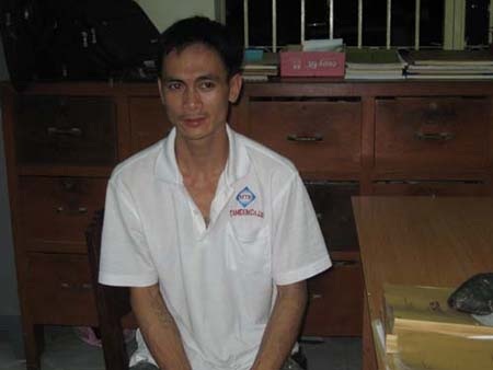 Tên Hùng tại cơ quan công an