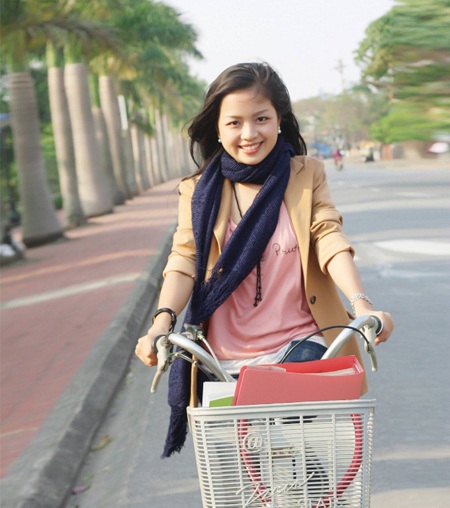 Hành trình mỗi ngày của đôi mắt - 2 Trên đường đến trường học, công sở