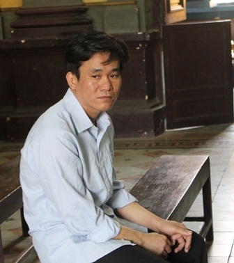 Anh bán cá phạm tội giết người vì phản đòn ghen từ người tình cũ của vợ - 2 Bị cáo Đoàn Văn Dữ