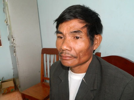 Nhiều phụ nữ nhịn nhục cho thầy cúng quan hệ bất chính - 1 Thầy cúng yêu râu xanh Đinh Văn Phước