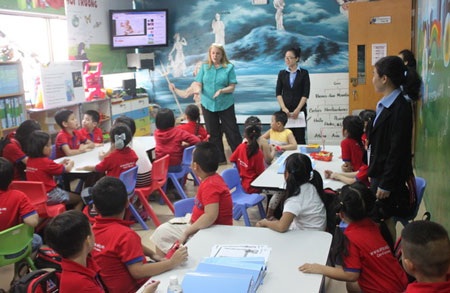 AMA rộn ràng khai giảng Active Learning Kids Teens - Summer Fantasy 2014