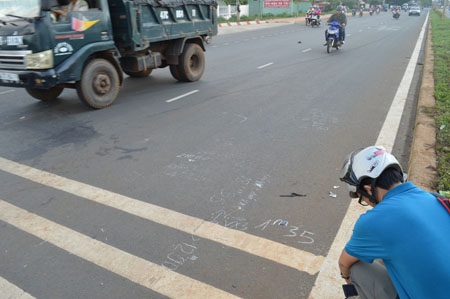 Hiện trường vụ tai nạn khiến chị Lê Thị Minh Tâm chết tại chỗ