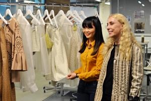 Người đứng đầu thế giới thời trang thăm trường ĐH Công nghệ Sydney (UTS) - 1 Người đứng đầu thế giới thời trang thăm trường ĐH Công nghệ Sydney (UTS)