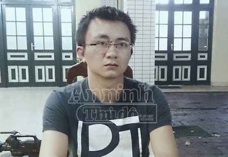 Trung cận - tác giả của nhiều bức hình nóng trên website thiendia...