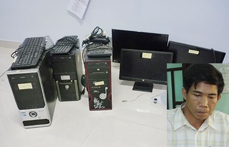 Phá đường dây cá độ hàng chục triệu đô - 1 Nguyễn Văn Thái (ảnh nhỏ) và tang vật trong vụ án do cơ quan công an thu giữ. Ảnh: LT