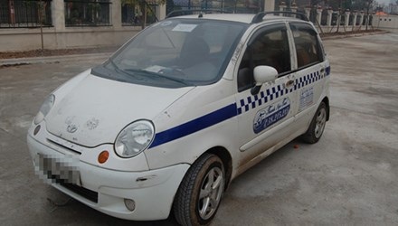 Bí ẩn tài xế taxi bất tỉnh sau khi ở cùng “kiều nữ” - 1 Tài xế taxi Thanh Nga bất tỉnh khi ở cùng người phụ nữ lạ.