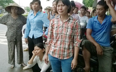 Người thân, hàng xóm bàng hoàng trước sự việc xảy ra