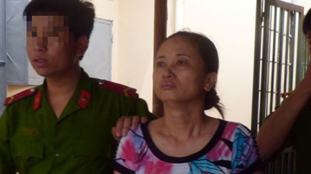 Ghen ngược, đánh bả chó hại chết tình địch - 1 Đối tượng Ngô Thị Thúy