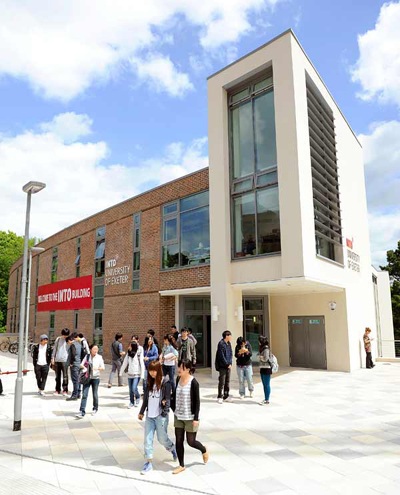 Hội thảo học bổng lên đến 100% INTO UK - Tặng 530 USD lệ phí xin Visa Uk - 1 Học bổng các trường INTO Vương Quốc Anh 2015