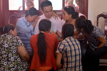 Nhận mức án chung thân về tội giết người, người thân của Thắng và người nhà của vợ đều đau lòng.