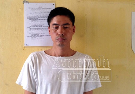 Hà Nội: Bị đuổi việc, nhân viên bảo vệ đâm sếp tử vong - 1 Đối tượng Nguyễn Hợp Lý đang bị Công an quận Tây Hồ tạm giữ hình sự