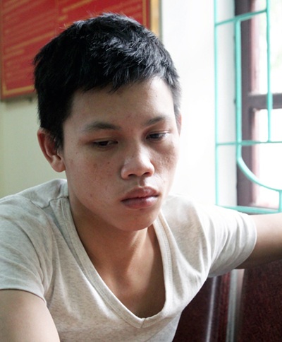 Đối tượng Quân tại cơ quan điều tra. (Ảnh: Minh Khôi.)