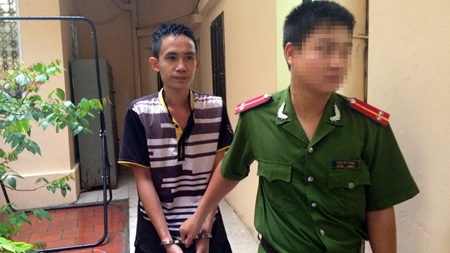 Nguyễn Anh Dũng bị bắt giữ đưa về trụ sở cơ quan điều tra