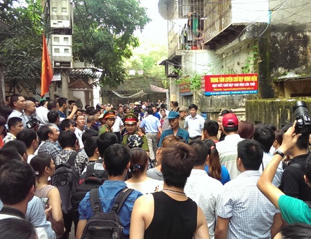 Vì sao đối tượng bắt cóc con tin không bị còng tay? - 4 Công an Hà Nội thông tin chính thức vụ giải cứu con tin