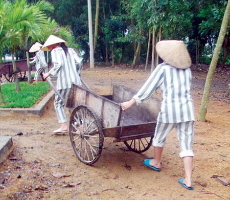 Không phải phạm nhân nào cũng chuyên tâm cải tạo như thế.