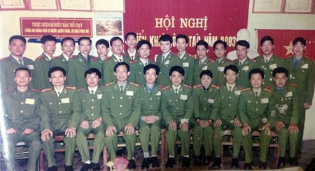 Giải mã kỳ án từ những bộ xương - 2 Đội Điều tra trọng án Phòng CSHS Công an Hà Nội thời điểm phá vụ án bí hiểm ở ngõ Văn Chương.