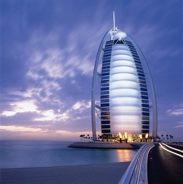 Khách sạn Burj Al Arab ở tiểu quốc Dubai