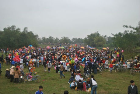 Những lễ hội kỳ lạ vào dịp Tết của người Việt - 3 Quan niệm của người Thái, lễ gội đầu là lễ quan trọng mở đầu của các lễ hội trong năm.