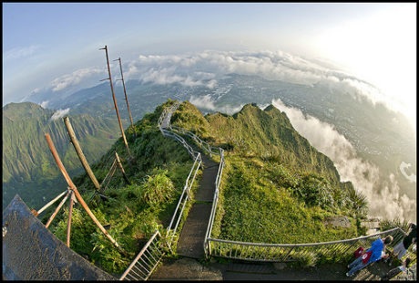 “Nấc thang lên thiên đường” không dành cho người... yếu tim - 2 “Nấc thang lên thiên đường” không dành cho người... yếu tim