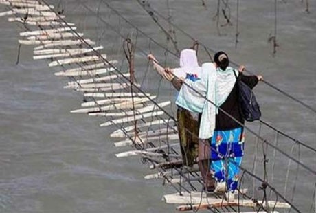 Top những cây cầu đáng sợ nhất thế giới