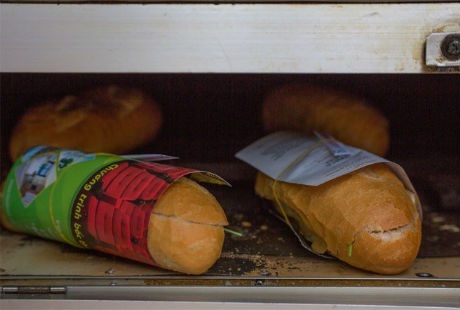 Bánh mì Việt “nhìn là thèm” trên báo Mỹ - 2 Bánh mì Việt “nhìn là thèm” trên báo Mỹ