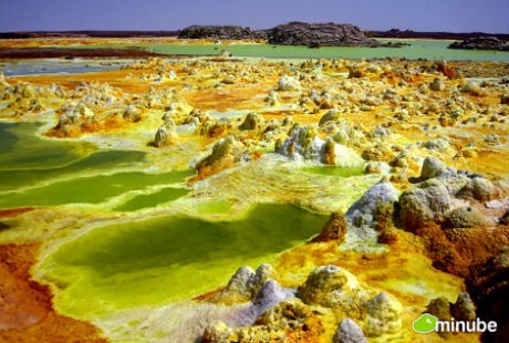 Khám phá những sa mạc “nóng bỏng” nhất thế giới