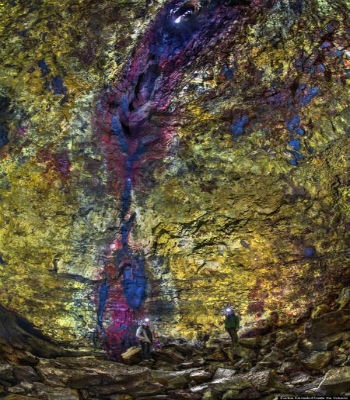 Độc đáo tour khám phá trong lòng... núi lửa - 4 Độc đáo tour khám phá trong lòng... núi lửa