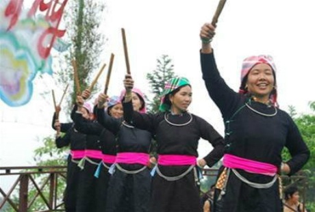 Lễ hội cầu Trăng là ngày hội vui nhất của người Tày ở Hà Giang.