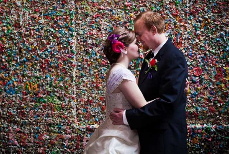 Độc đáo bức tường kẹo cao su tại Mỹ