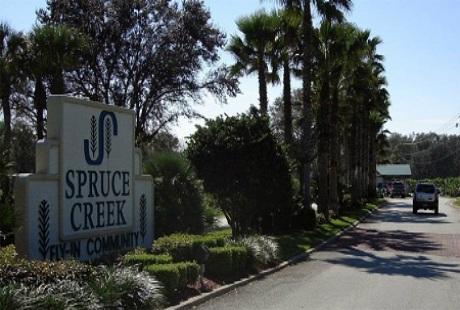 Khó tin với thị trấn mỗi gia đình sở hữu... một máy bay - 1 Khó tin với thị trấn mỗi gia đình sở hữu một máy bay ở Mỹ