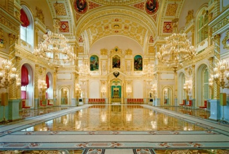 Ngắm vẻ đẹp lung linh của điện Kremlin - 2 Hình ảnh hoành tráng cung điện chính của điện Kremlin
