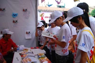 Hà Nội sẽ không còn người nhiễm mới HIV? - 1 Hà Nội sẽ không còn người nhiễm mới HIV? - 1