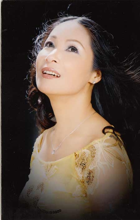 NSƯT Tố Uyên: Nét xuân đi cùng năm tháng - 2 NSƯT Tố Uyên: Nét xuân đi cùng năm tháng - 2