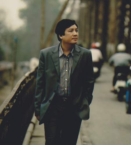 Ca sĩ, nhạc sĩ Đức Chính: “Phải giữ được hồn cốt của âm nhạc dân tộc” - 2 Ca sĩ, nhạc sĩ Đức Chính: “Phải giữ được hồn cốt của âm nhạc dân tộc” - 2