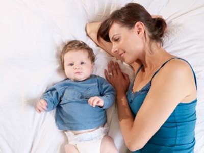Mẹ bị cúm, bé có tránh được bệnh? - 1 Mẹ bị cúm, bé có tránh được bệnh? - 1
