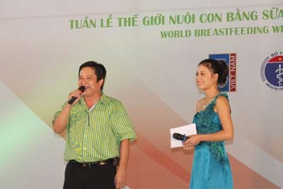 Hãnh diện được nuôi con bằng sữa mẹ - 3 Hãnh diện được nuôi con bằng sữa mẹ - 3