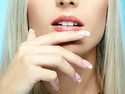 8 thắc mắc về móng tay - 1