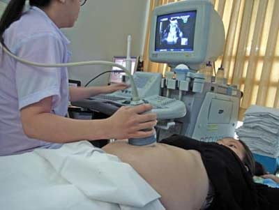 Buộc phải bỏ thai 8 tháng tuổi vì trận sốt thoảng qua - 1 Buộc phải bỏ thai 8 tháng tuổi vì trận sốt thoảng qua - 1