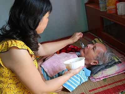 Cẩn thận với hạ đường huyết trên bệnh nhân Đái tháo đường - 1 Cẩn thận với hạ đường huyết trên bệnh nhân Đái tháo đường - 1