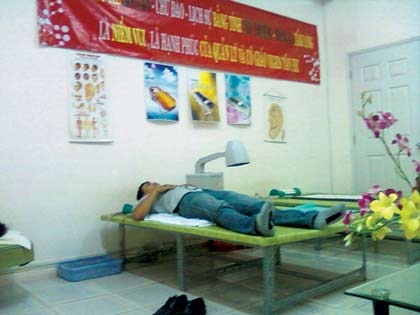 “Bác sĩ điện tử”: Đủ chiêu dụ dỗ - 1 “Bác sĩ điện tử”: Đủ chiêu dụ dỗ - 1