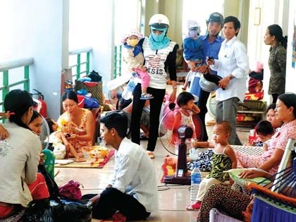 Một số địa phương đã đến mức công bố dịch tay chân miệng - 1 Một số địa phương đã đến mức công bố dịch tay chân miệng - 1