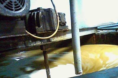 Cận cảnh công nghệ luyện dầu ăn độc - 5 Cận cảnh công nghệ luyện dầu ăn độc - 5