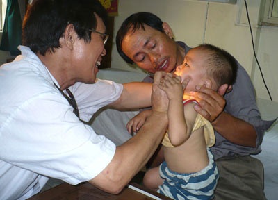 Phòng viêm đường hô hấp tái phát mùa lạnh ở trẻ nhỏ - 1