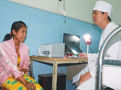 Vừa chữa cho mình vừa trị cho người - 1 Vừa chữa cho mình vừa trị cho người - 1