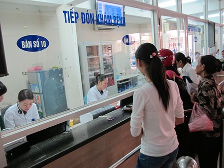 Kẻ gian ở bệnh viện nhiều không kém bến tàu xe - 2 Kẻ gian ở bệnh viện nhiều không kém bến tàu xe - 2