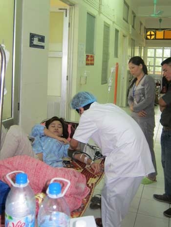 BV Bệnh nhiệt đới TƯ: Bệnh nhân sốt xuất huyết tăng nhanh - 3 BV Bệnh nhiệt đới TƯ: Bệnh nhân sốt xuất huyết tăng nhanh - 3