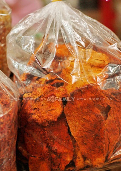 Thật - giả nguồn gốc của miếng thịt bò khô ngày Tết - 1 Thật - giả nguồn gốc của miếng thịt bò khô ngày Tết - 1