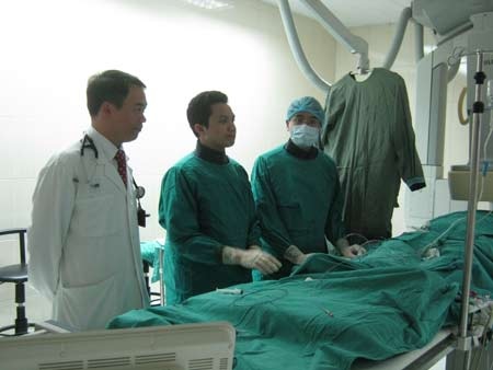 Quá tải các ca cấp cứu tai biến, đột quỵ vì giá rét - 2 Quá tải các ca cấp cứu tai biến, đột quỵ vì giá rét - 2